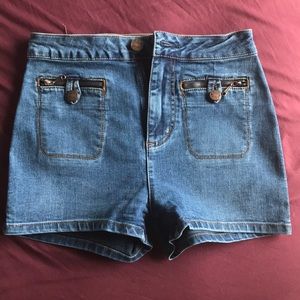 High waisted BDG denim shorts size 24